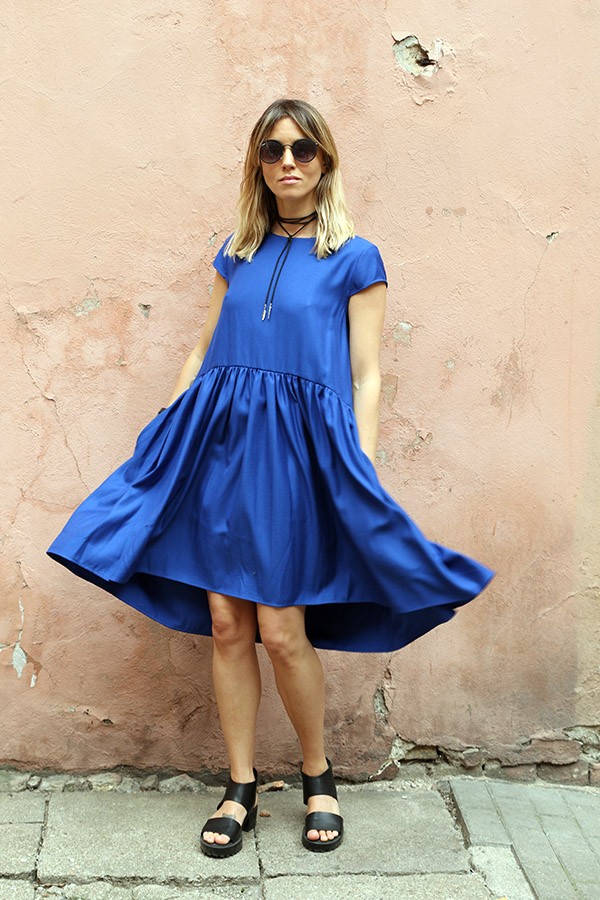 blue dress Roma