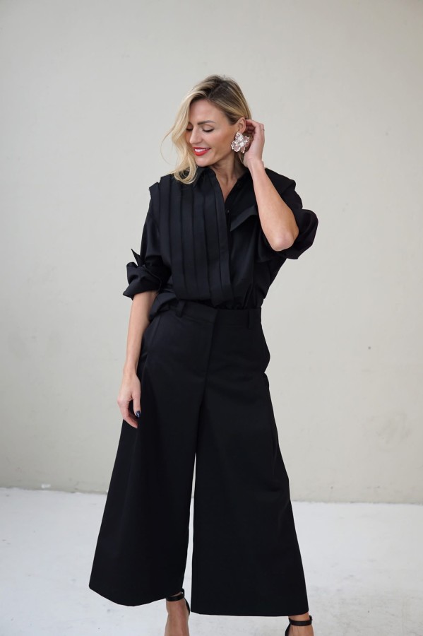 BLACK ASYMMETRICAL SHIRT LONDON