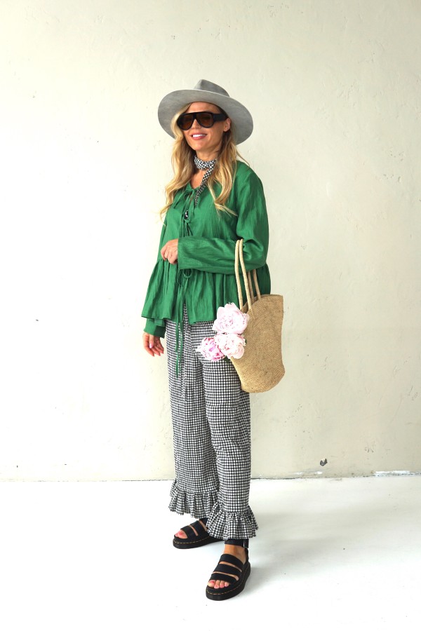 SUMMER COTTON PANTS WITH RUFFLES AT THE BOTTOM