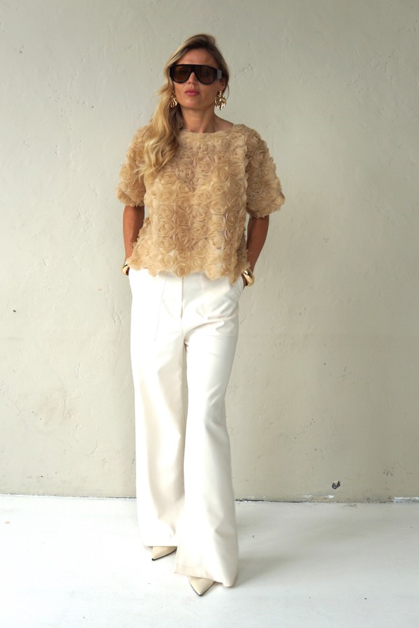 3D EFFECT FLORAL PATTERN BLOUSE