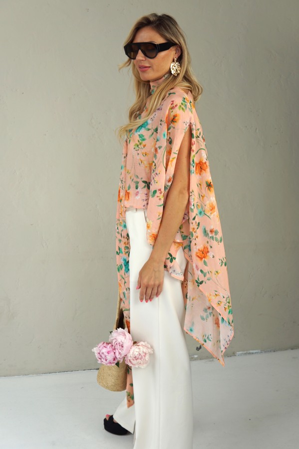 FLORAL BLOUSE WITH RIBBON