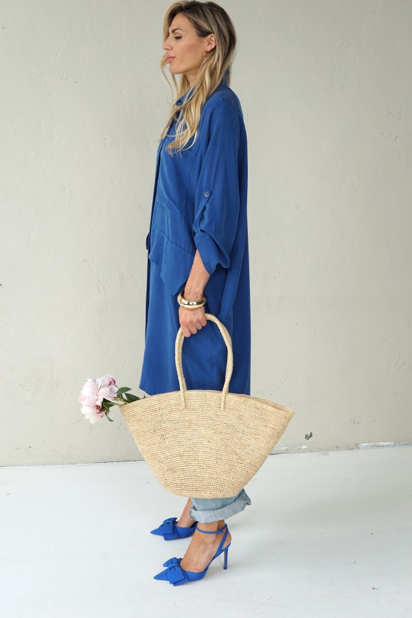 OVERSIZED BLUE SHIRT