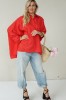 Impressive red loose-fitting shirt with pleats at the back