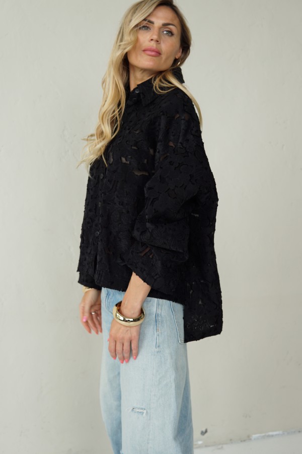 Black short jacquard shirt