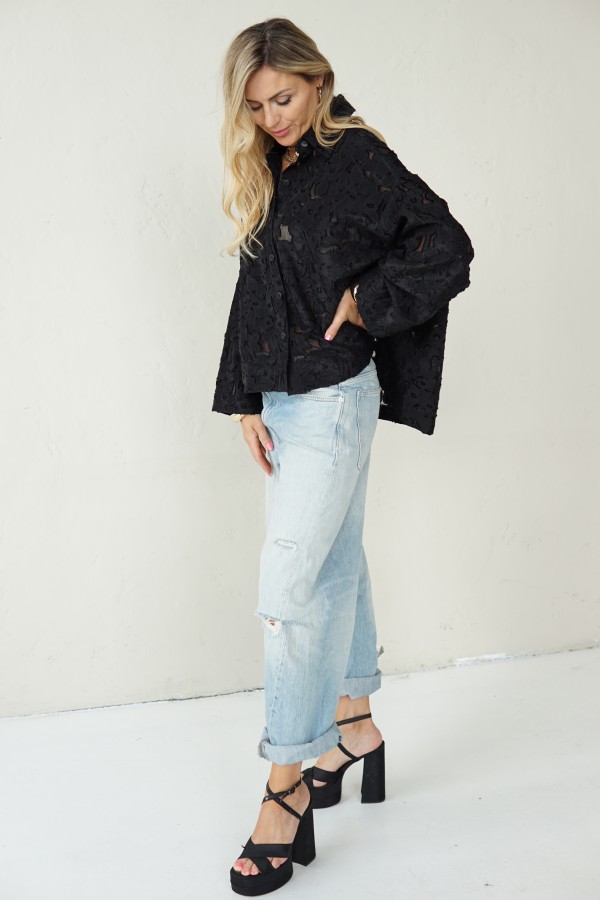 Black short jacquard shirt