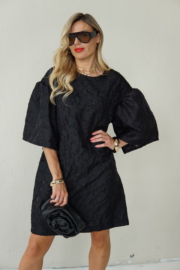 Luxurious jacquard dress with puff sleeves