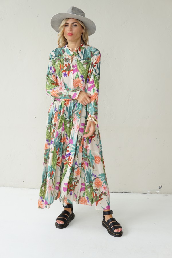 LONG, LIGHTLY FALLING VISCOSE FLORAL DRESS