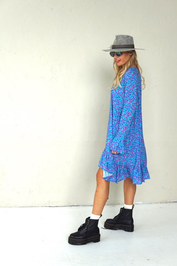 BOHO BLUE DRESS WITH LONG SLEEVES