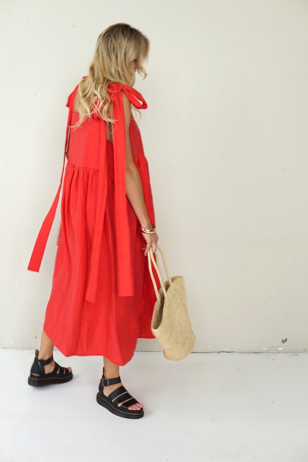 ROMANTIC LINEN RED DRESS