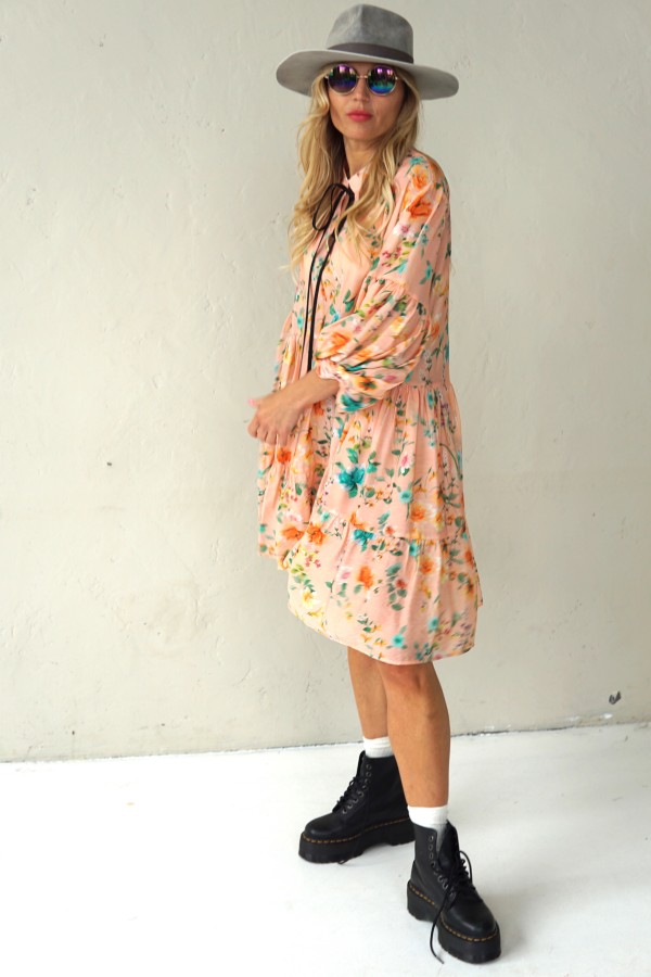 ROMANTIC VISCOSE DRESS WITH PUFF SLEEVES
