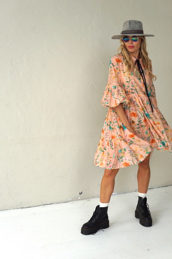 ROMANTIC VISCOSE DRESS WITH PUFF SLEEVES