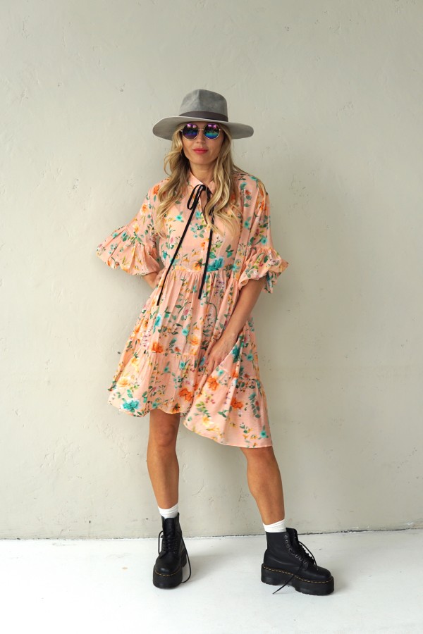 ROMANTIC VISCOSE DRESS WITH PUFF SLEEVES