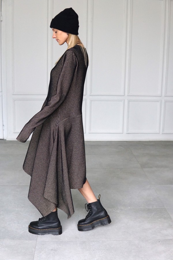TWO-PIECE DRESS WITH LONG SLEEVES