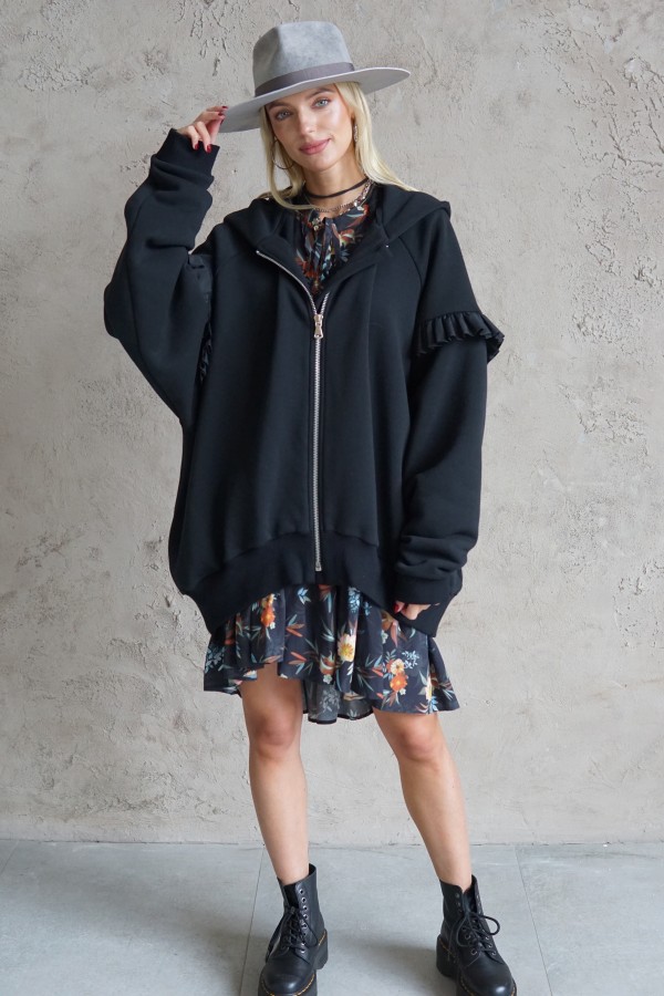 BLACK OVERSIZED HOODIE WITH ZIPPER 