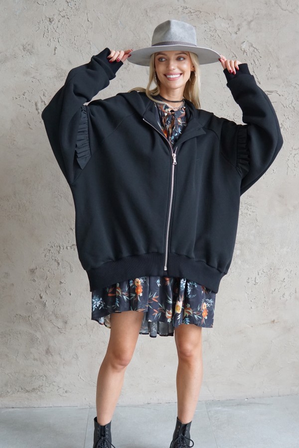 BLACK OVERSIZED HOODIE WITH ZIPPER 