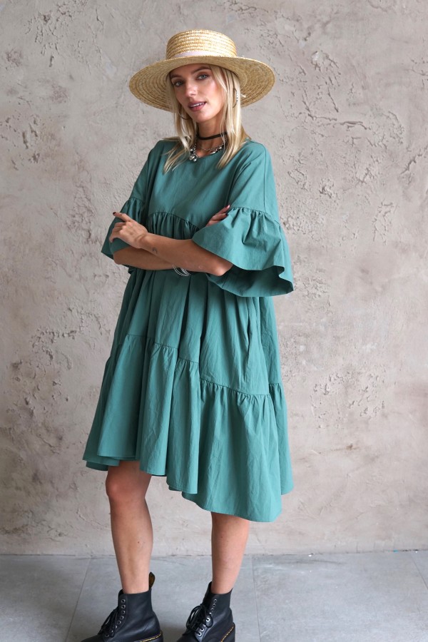 WIDE SILHOUETTE GREEN DRESS