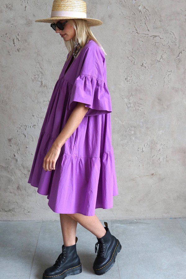 WIDE SILHOUETTE PURPLE DRESS