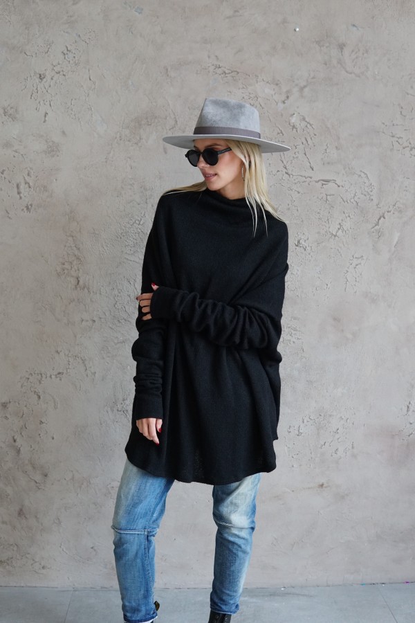 BLACK COZY WOOL BLOUSE 