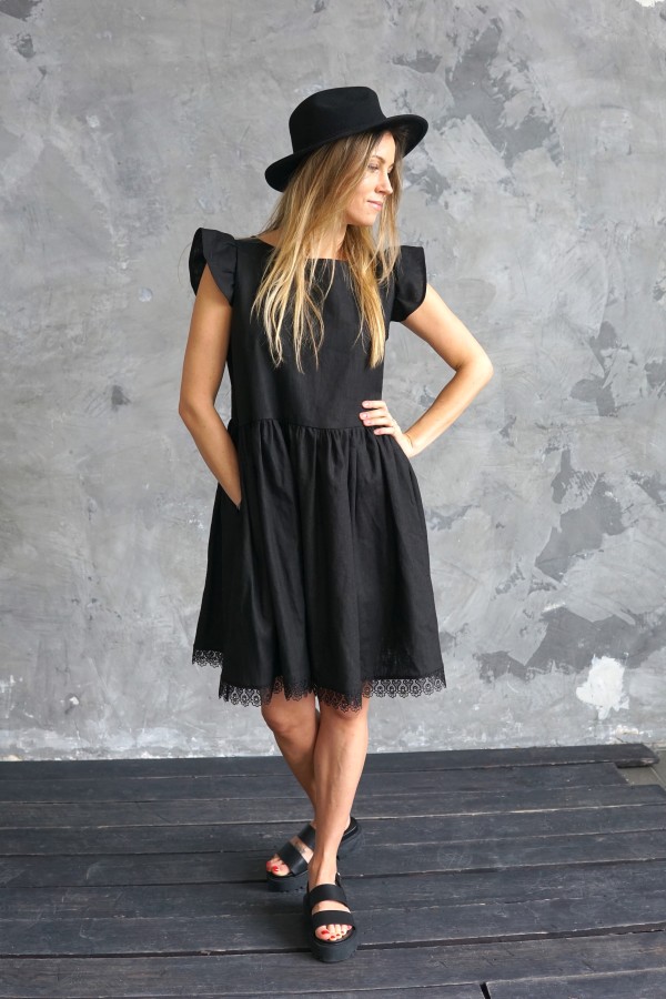LINEN DRESS WITH LACE