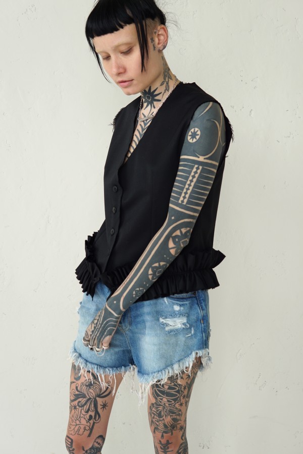 BLACK WOOL VEST WITH DETAILS 