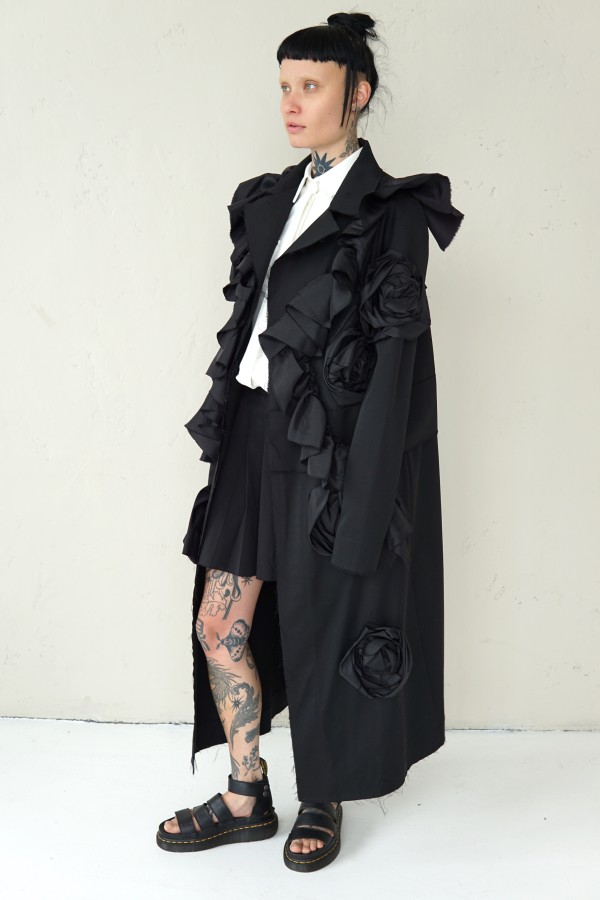 LONG COAT WITH DECORATIVE DETAILS 