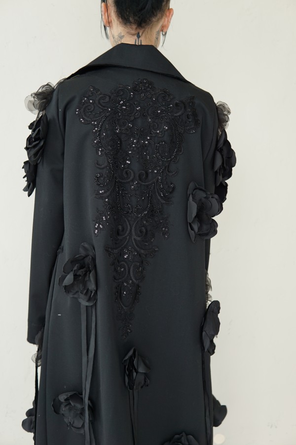 IMPRESSIVE EXTRAVAGANT EVENING COAT 