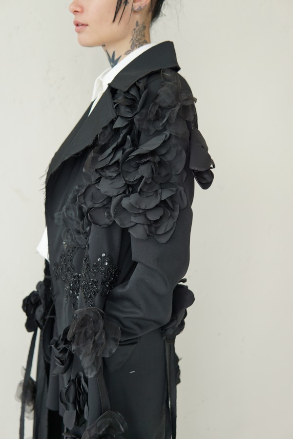 IMPRESSIVE EXTRAVAGANT EVENING COAT 