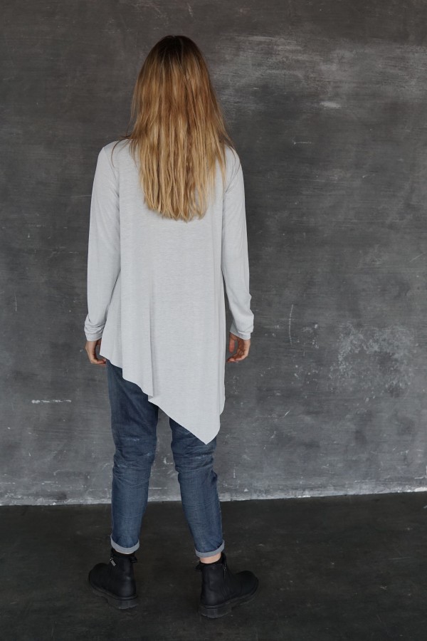 light blouse 