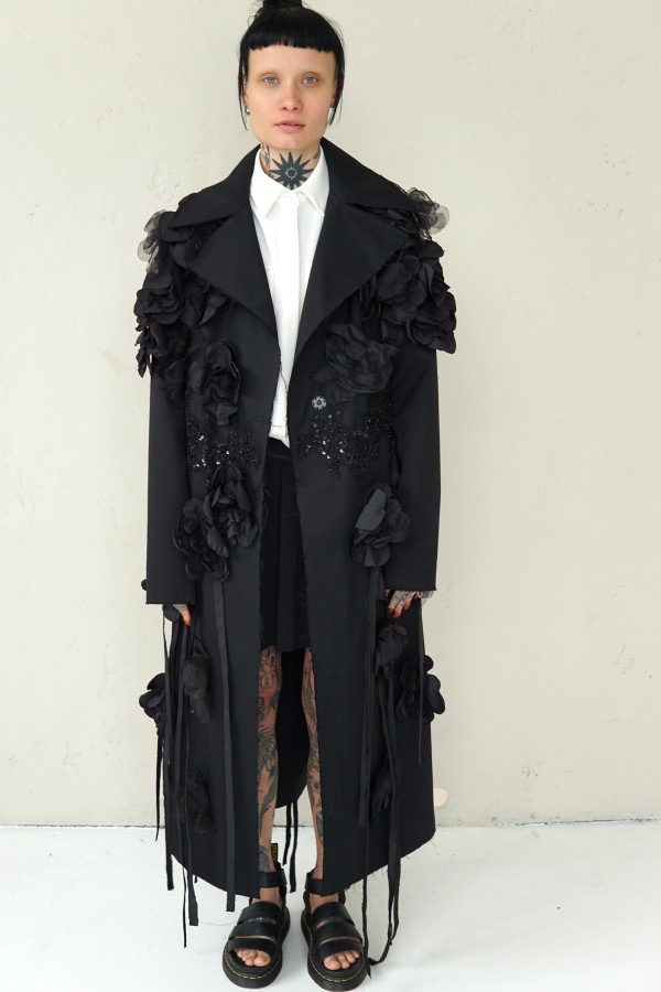 IMPRESSIVE EXTRAVAGANT EVENING COAT 