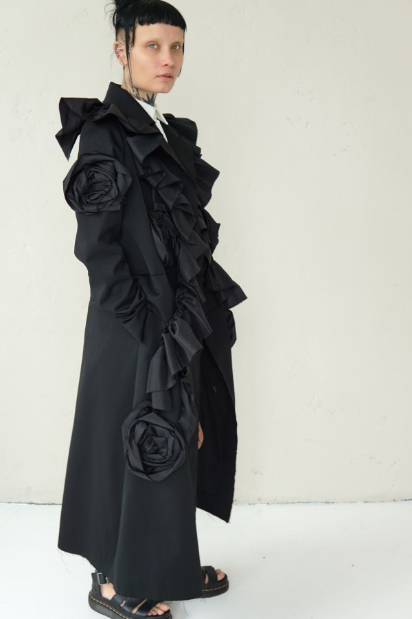LONG COAT WITH DECORATIVE DETAILS 