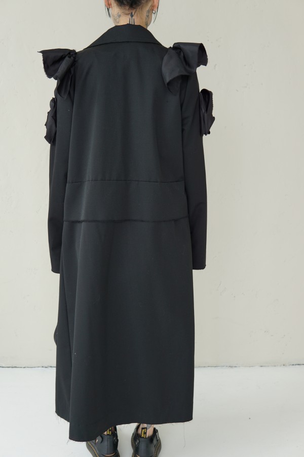 LONG COAT WITH DECORATIVE DETAILS 