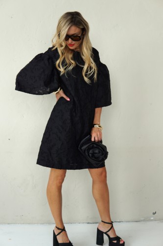Luxurious jacquard dress with puff sleeves