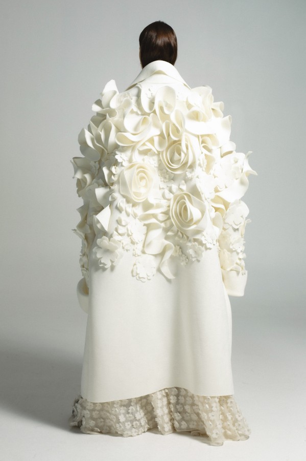 Avant Garde White Floral Coat, Editorial Photoshoot Coat, Couture Statement Coat, Oversized Designer Coat, Stage Costume, Artistic Fashion