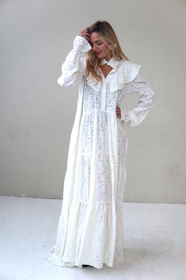 WHITE LONG DRESS WITH LONG SLEEVES AND RUFFLES