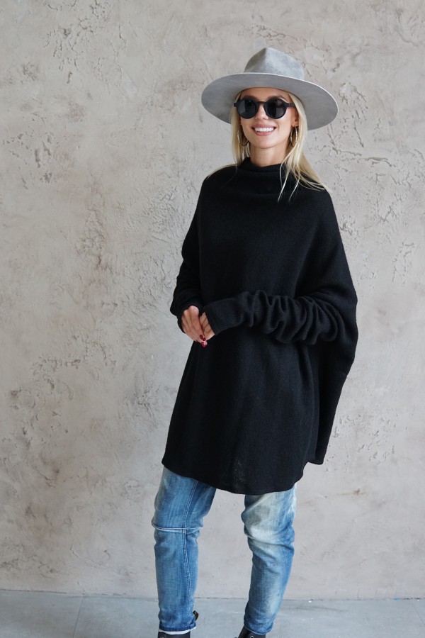 BLACK COZY WOOL BLOUSE 