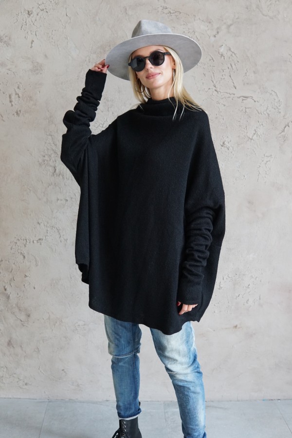 BLACK COZY WOOL BLOUSE 