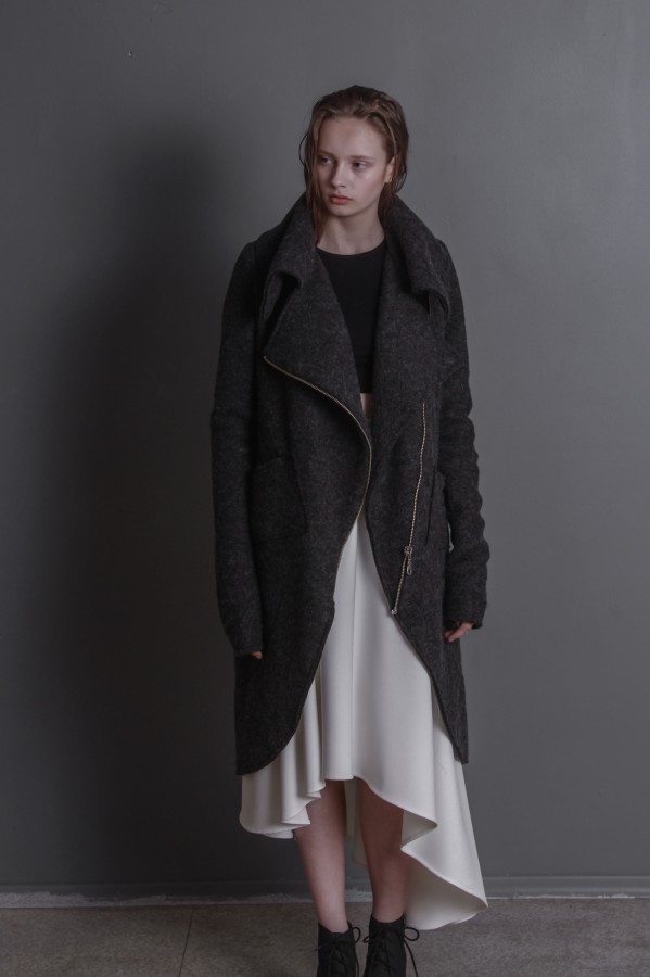  gray woolen coat