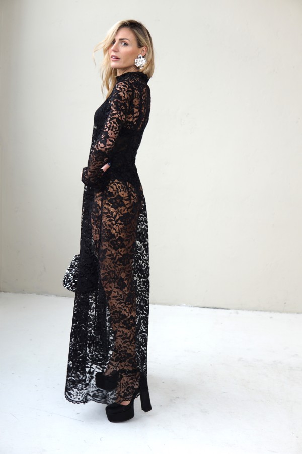 LONG BLACK LACE EVENING DRESS WITH STAND COLLAR