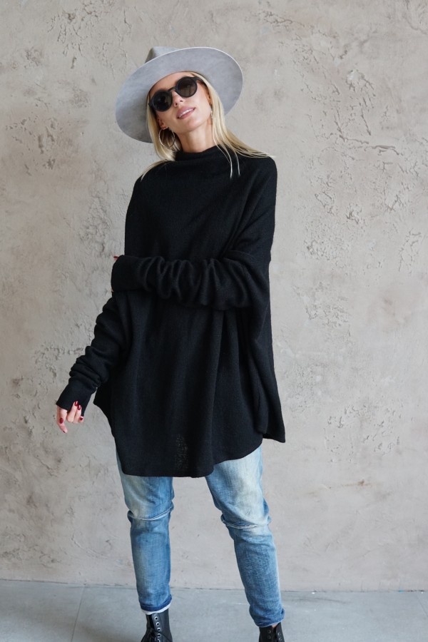 BLACK COZY WOOL BLOUSE 