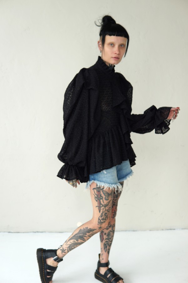 BLACK STYLISH BLOUSE WITH WIDE SLEEVES