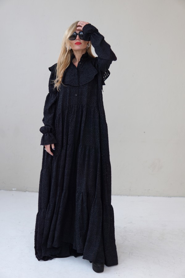 LONG DRESS WITH LONG SLEEVES AND RUFFLES