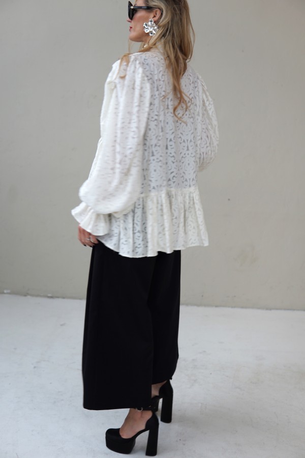 WHITE STYLISH BLOUSE WITH WIDE SLEEVES